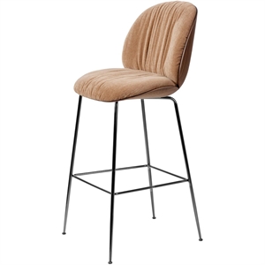 Gubi Beetle Soft Bar Stool H77 Zwart Chroom/ Amerikaans Walnoot/ Belsuede Speciaal/Dedar 132