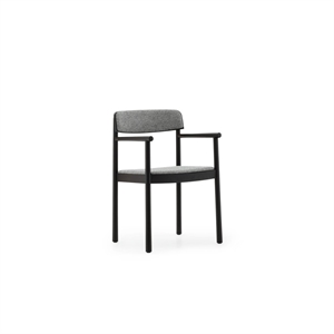 Normann Copenhagen Timb Eetkamerstoel met Armleuningen, Gestoffeerd, Zwart/ Hallingdal 166