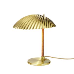 GUBI Tynell Collection 5321 Tafellamp Messing