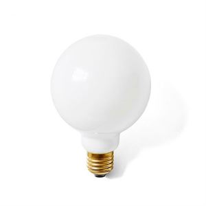 Audo Globe Bulb LED 95 Opaal