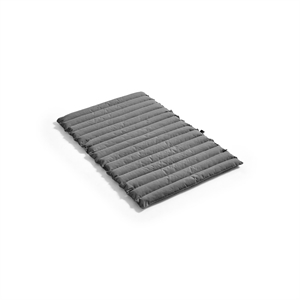 HAY Traverse Quilted Kussen Voor Lounge Tuinstoel Zwarte Peper