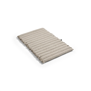 HAY Traverse Quilted Kussen Voor Lounge Tuinstoel Beige/ Zand