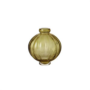 Louise Roe Ballon 01 Vaas Olijf