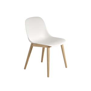 Muuto Fiber Dining Table Chair m. Wood Lampenvoet Wit/ Eiken