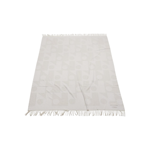 FORMARKIVET Repeat Logo Rug Meringue Wit/Poederwit