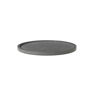 Louise Roe Galerij Object 10 Hill Black Basalt
