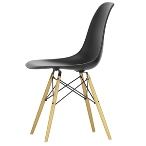 Vitra Eames Kunststof DSW Eettafelstoel Diep Zwart/Gouden Esdoorn